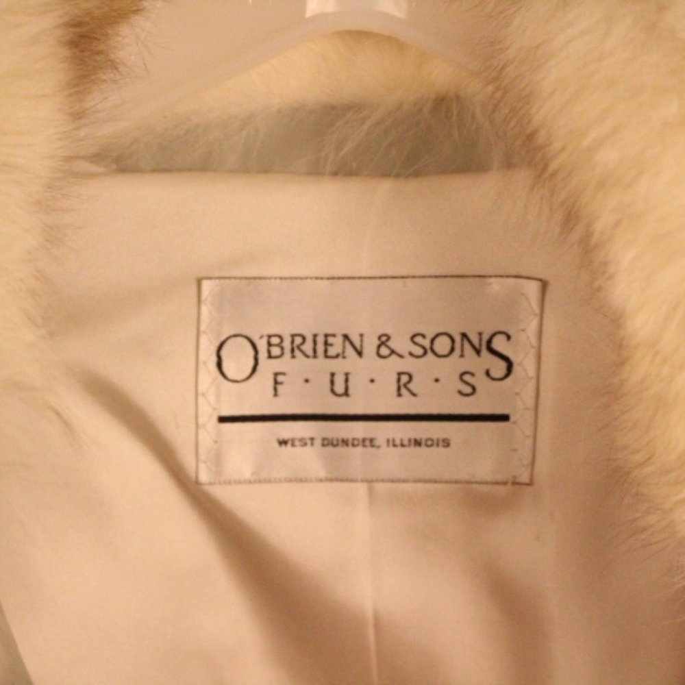 O'Brien & Sons Fox and Leather Coat - Picture 3 of 12